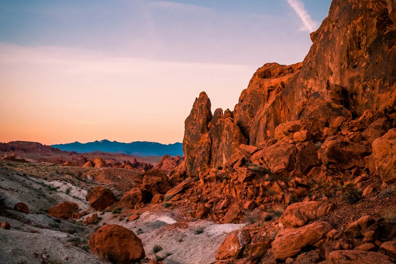Drive a Lamborghini Huracan to Valley of Fire